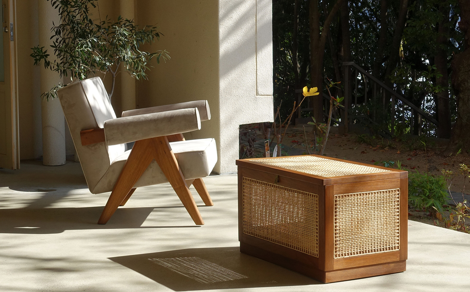Upholstered Easy Armchair