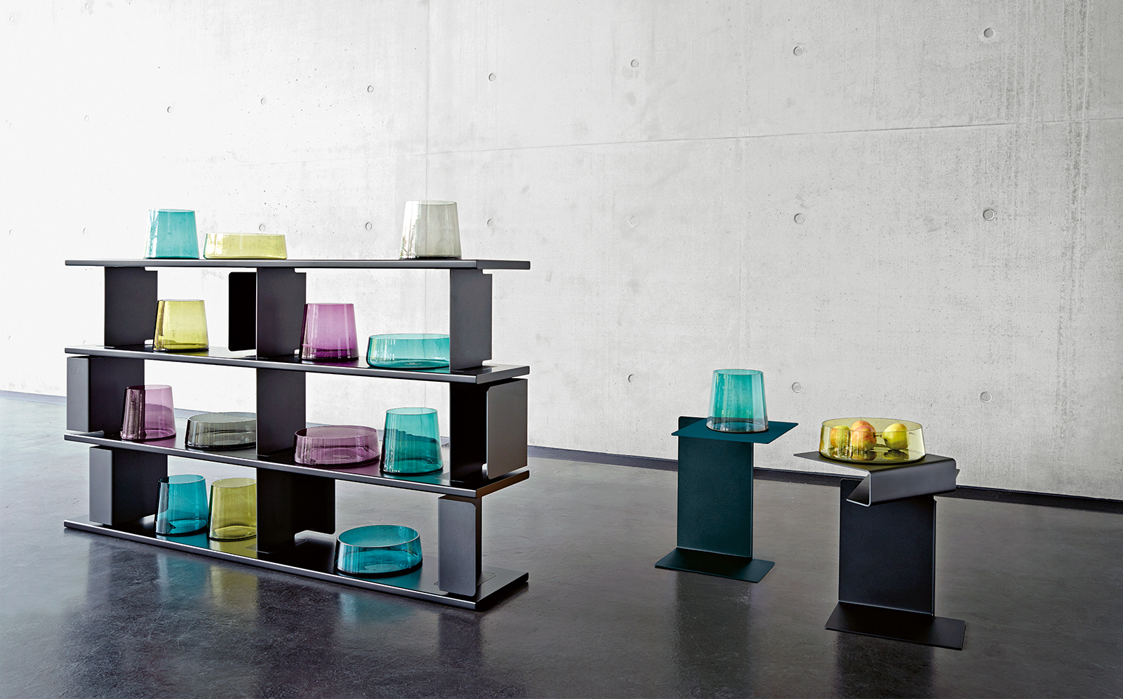 Paris Shelf