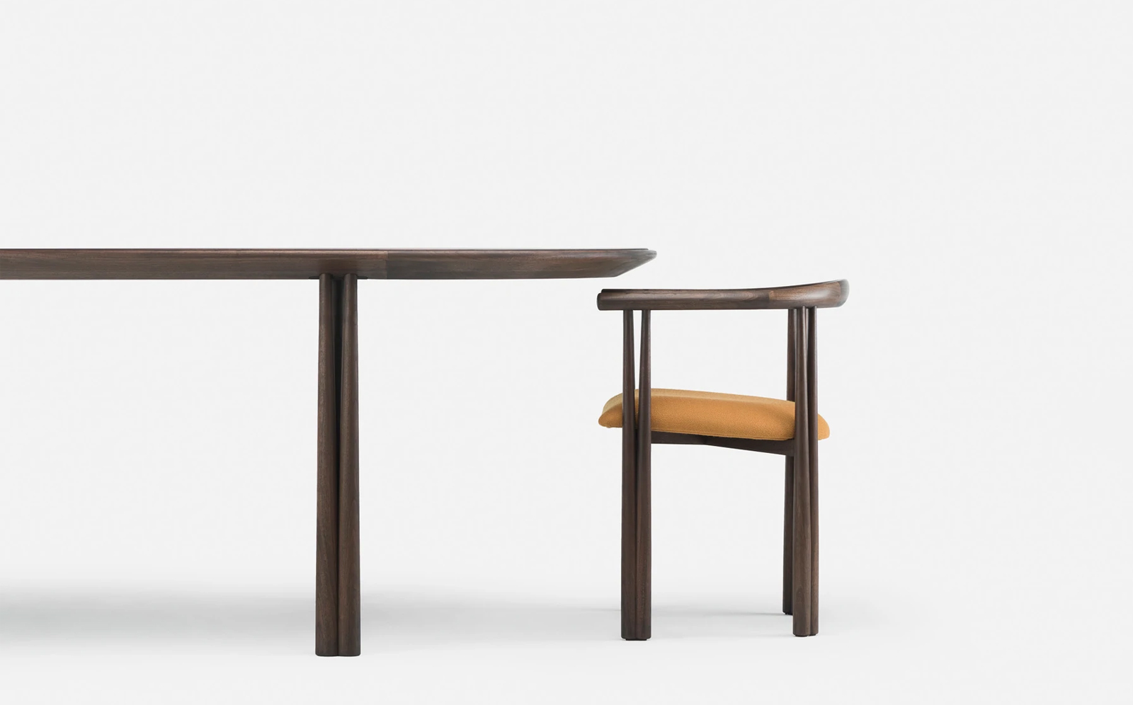 Elliot Oblong Dining Table