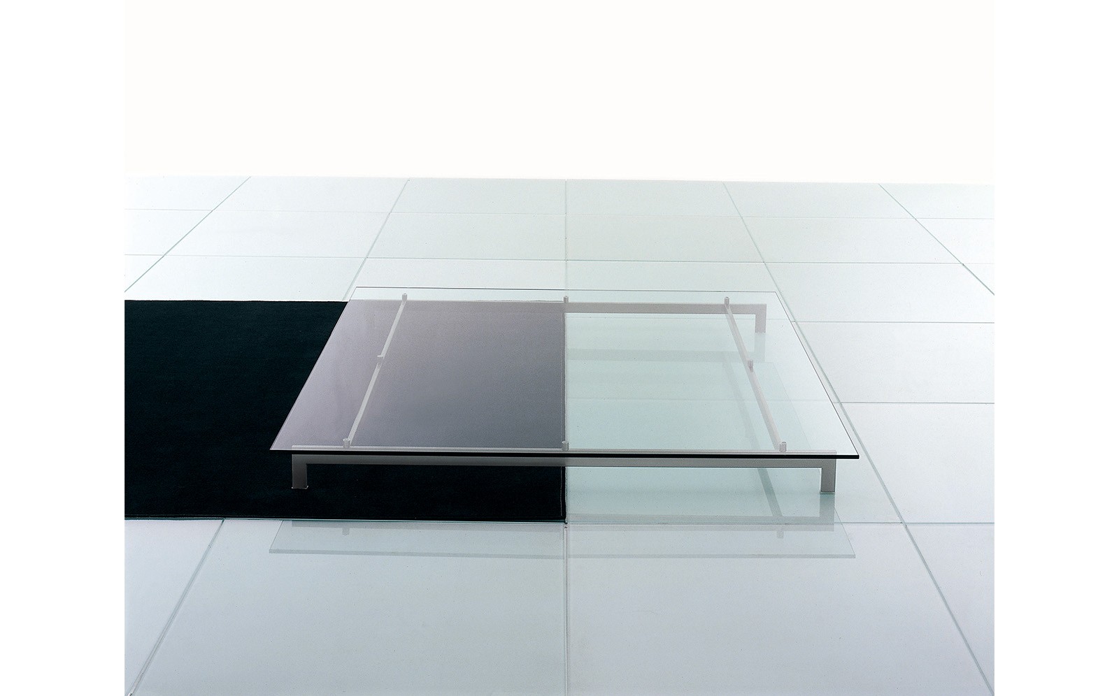 Metro Table